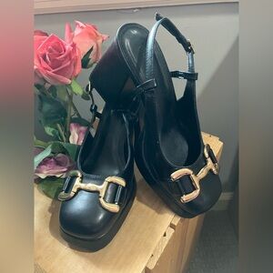 Forever 21 woman size 6 heels